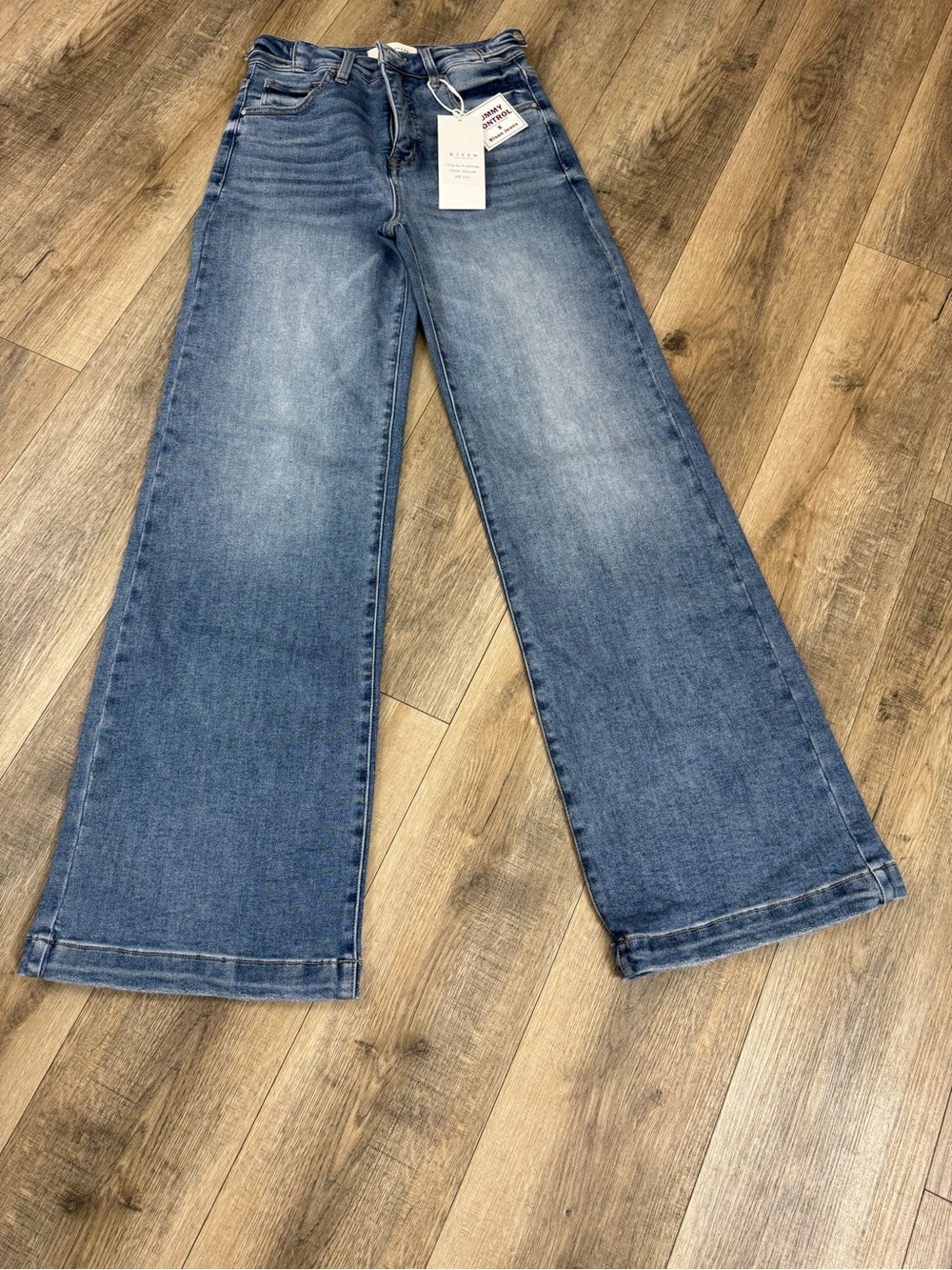 High-Rise Wide Leg Jeans in Medium Blue - Risen Jeans